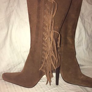 Mia Cowboy/Western Heeled Boot w Fringe